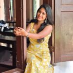Kalyani Anil Instagram - …..🌚💛 Kurthi from @amiravogue.in 📸 @_.swathy_saji._ 🫶🏻😘 Mar Ivanios College