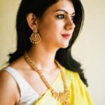 Kamna Jethmalani Instagram - I have always had a thing for temple jewellery and when I received this beautiful temple set by @jewelerybysusmitha I was super excited to wear it and flaunt it. Just loved the set. Thank you @jewelerybysusmitha for giving me this beautiful set🌸🌸 Saree - @nallisilksarees Jewellery- @jewelerybysusmitha
