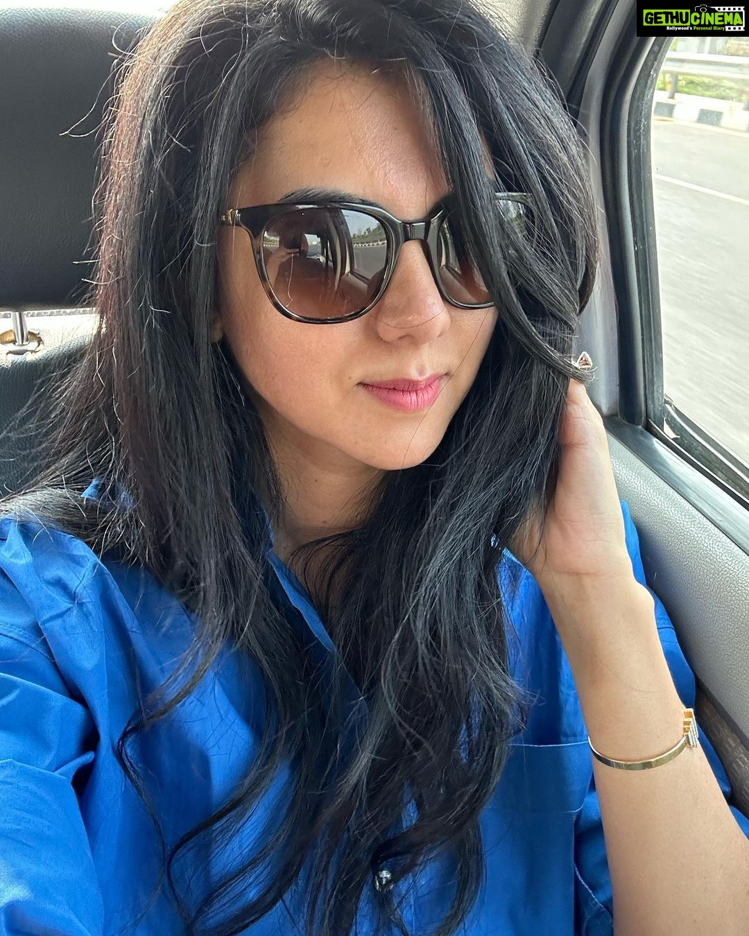 Kamna Jethmalani Instagram - It’s fri- yayyyyy