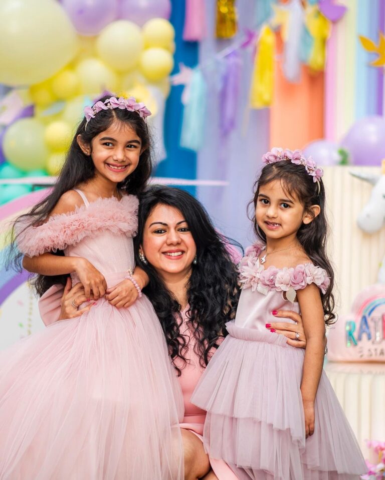 Kamna Jethmalani Instagram - Happy Mother’s Day to me 🌸 I cannot thank you girls for choosing me as your mother ❤️ It would be wrong if I say that you learn from me ,,, the amount you girls have taught me is unbelievable. Unconditional love , patience, positivity, being happy on the smallest of the things and the list goes on. I love you both. My life now revolves around you both ❤️ I feel so proud to be your mom! God bless you girls !