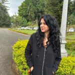 Kamna Jethmalani Instagram - Hellooooooooo from ooty … It’s a new day, new week and new beginning 🌸 I am super excited to share this news with you all that I have finally signed a Tamil movie and the shooting starts today. Thank you so much for all your ❤️ All I need is your luck and blessings 🌸🌸 A big thank you to you all who never gave up on me ❤️ #newbeginnings #ooty #tamil #shoot #amazinweather #nature #gratitude #grateful