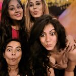 Kamna Jethmalani Instagram - What an amazing time I have had in December 2022… The month was so colourful. Met some very special people ❤️ Hoping to have a better 2023 with my loved ones ❤️ Sending you lotsssss of love ! Good morning people ! @priyankavivek03 @sangeetha_rajiv you guys were missed badly ❤️ @kritikaseshadri @priyankabakshi @bhavyavreddy !