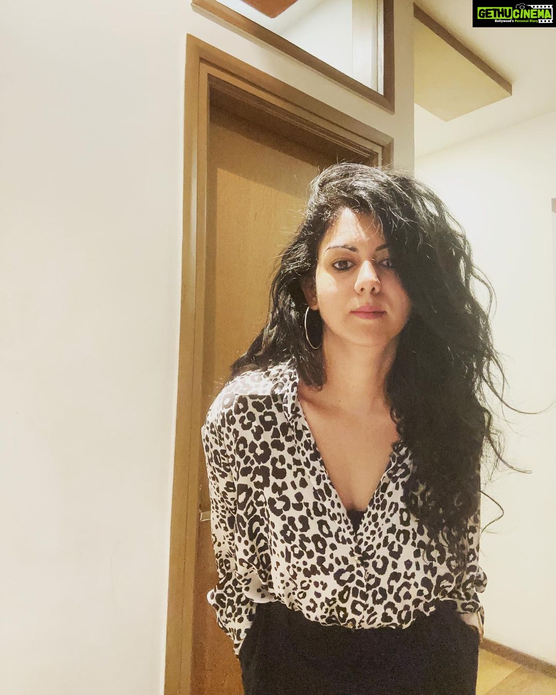 Kamna Jethmalani Instagram - Did you hear something about me ??? 😉