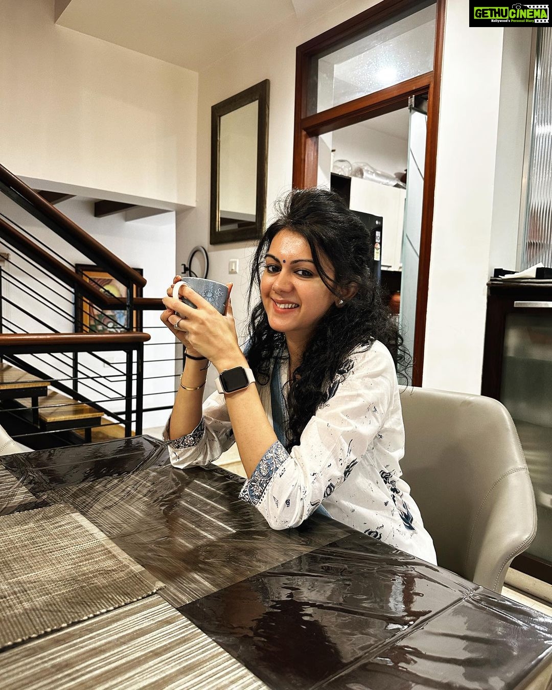 Kamna Jethmalani - 23.5K Likes - It’s a new week ….
Have an amazing one 🌸🌸🌸
Don’t forget to smile and remember you are special 😊😊
Lots of love ❤️