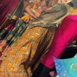 Kamna Jethmalani Instagram - Navratri - Garba for me is just not a dance , its an emotion which I can’t express. When I play garba , I go into another world and I am in my most elated state . It’s like meditation . I have been playing since I was like 4 years . I thank my kids school for giving them Dussehra break . And playing garba with your childhood friends is something else . Thank you @ankurrshahh @dushh09 @kashishsr @nupursarvaiya @chocoholic.25 ❤️❤️❤️