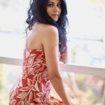Kamna Jethmalani Instagram - In frame Actress : @kamana10 MUA : @roshneechawla_makeupandhair Photo : @sandeep.mv @_sunburstt_ Location : @_sunburstt_ #kamnajethmalani #sandeepmv #portraitsbySMV #sunburstt Bangalore, India