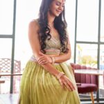 Kamna Jethmalani Instagram - In frame Actress : @kamana10 MUA : @roshneechawla_makeupandhair Photo : @sandeep.mv @_sunburstt_ Location : @ultatawabangalore #kamnajethmalani #sandeepmv #portraitsbySMV #sunburstt Ulta Tawa