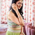 Kamna Jethmalani Instagram - In frame Actress : @kamana10 MUA : @roshneechawla_makeupandhair Photo : @sandeep.mv @_sunburstt_ Location : @ultatawabangalore #kamnajethmalani #sandeepmv #portraitsbySMV #sunburstt Ulta Tawa