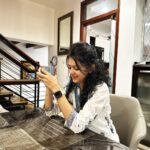 Kamna Jethmalani Instagram - It’s a new week …. Have an amazing one 🌸🌸🌸 Don’t forget to smile and remember you are special 😊😊 Lots of love ❤️