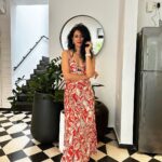 Kamna Jethmalani Instagram - Hola 👋 Have an amazing week ahead ❤️🌸 @ukiyostays Outfit - @mango