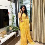 Kamna Jethmalani Instagram – Gorgeous @kamana10  wearing our  soft chiffon floral saree  with t
assles.

Saree 5.5 metres with blouse 

Please DM for orders and enquiries