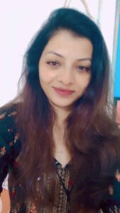 Kanak Yadav Instagram - A big congratulations to entire India people and the entire team of scientist for safely landed Chandrayan3 on moon 🇮🇳🙏🏻🇮🇳🙏🏻 

#kanakyadav #kanakactress #trending #viral #reels #chandrayan3 #india #proud #jaihind