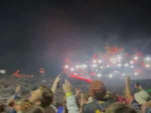 Kanchi Kaul Instagram - Part 3 - #tomorrowland2023 - when #hardwell keeps up to his name and 200000 people unite in dance #musicfestival #tomorrowland ⬅️⬅️⬅️⬅️. 💖🌺🎶🎧💃