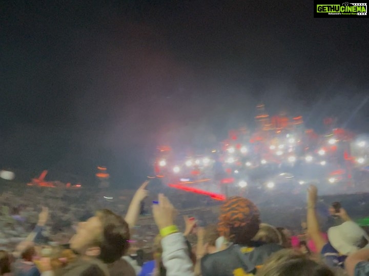 Kanchi Kaul Instagram - Part 3 - #tomorrowland2023 - when #hardwell keeps up to his name and 200000 people unite in dance #musicfestival #tomorrowland ⬅️⬅️⬅️⬅️. 💖🌺🎶🎧💃
