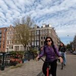 Kanchi Kaul Instagram - I cant remember a time in my life without a bicycle ….. the simple pleasure of riding a bike….. ufff….. just tooo good …. Try it !!!! #cycle #reels #reelsinstagram #whynot #outdoors #createyourhappiness 🚴‍♀️