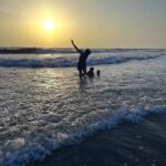 Kanchi Kaul Instagram - Obsessing over sunsets and beach days forever 🌅🌊with my favs 😍 #happyholidays #itsbetteringoa #wildlings #theadventuresofAI #loveisallweneed #reels #reelsinstagram