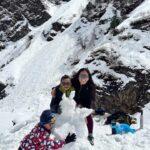 Kanchi Kaul Instagram - Snowballin to snowmans ❄️☃️❄️☃️🏔️…. #beautifulday #nature #snow #mountaintreks #solitary #theadventuresofAI #neveradullmoment #reelsinstagram #reels