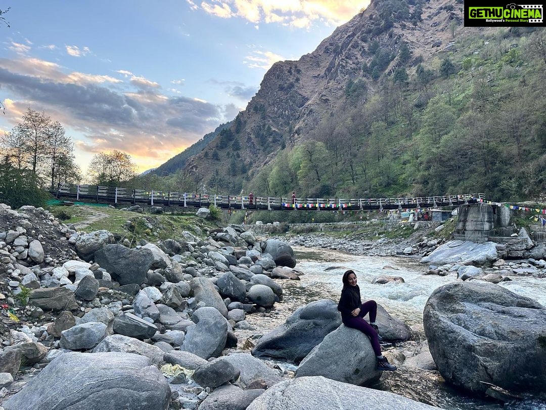 Kanchi Kaul Instagram - Sunday evening perfection 🥰