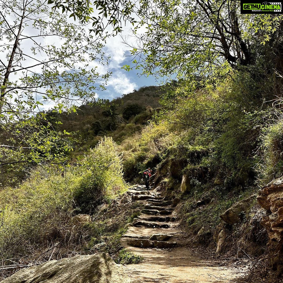 Kanchi Kaul Instagram - Tough treks need pit stops !!!
