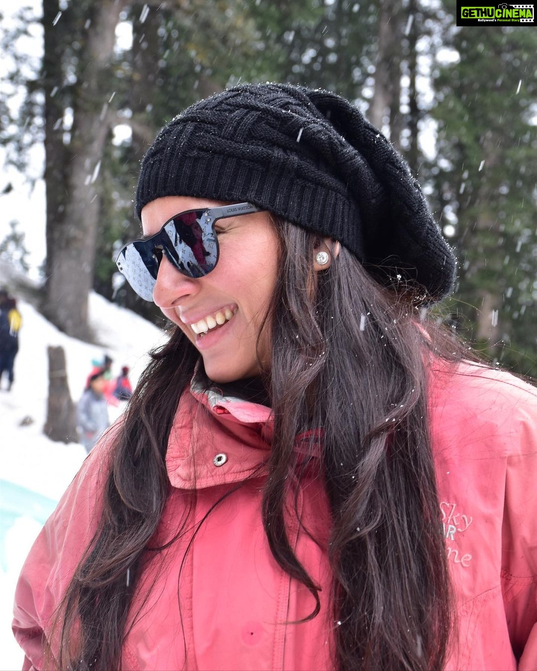 Kanchi Kaul Instagram - Lesson time ❄️🎿⛷️ #dhundi #incredibleindia