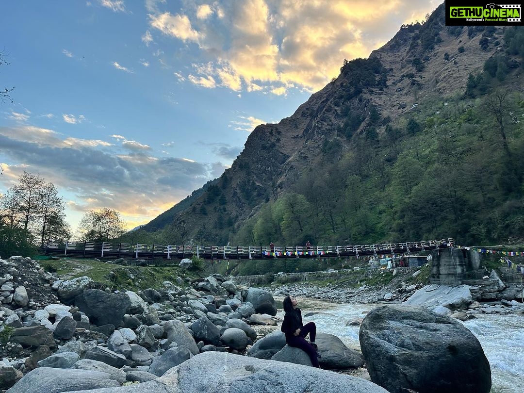 Kanchi Kaul Instagram - Sunday evening perfection 🥰