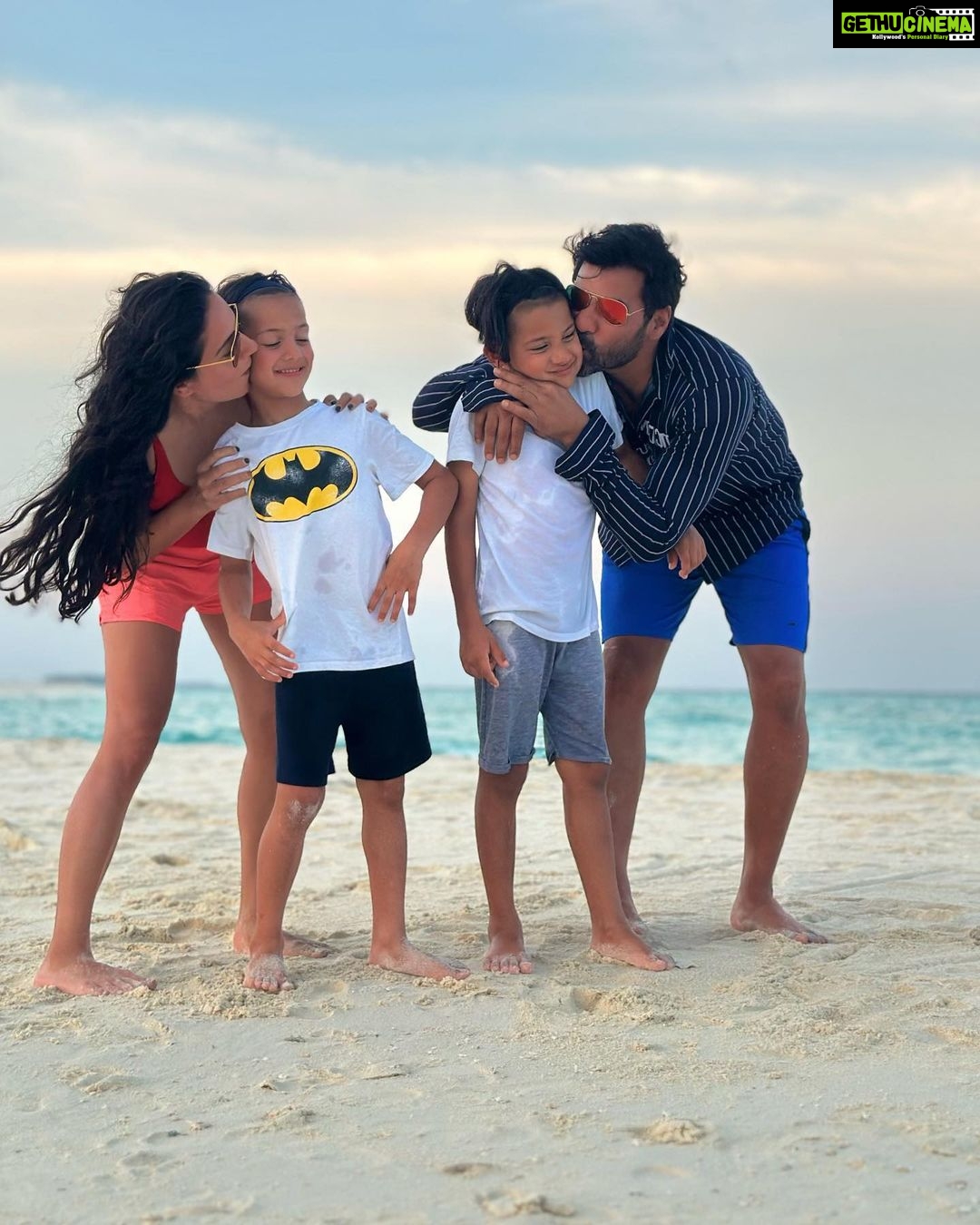 Kanchi Kaul - 8.9K Likes - Its never about what we have , its who we have ……. #family #loveisallweneed #vitaminsea #tropiclikeitshot #happydays @shabirahluwalia @azaiahluwalia @ivarrahluwalia 🧿💖
