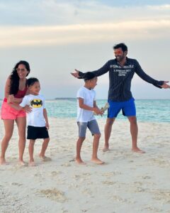 Kanchi Kaul Instagram - Its never about what we have , its who we have ……. #family #loveisallweneed #vitaminsea #tropiclikeitshot #happydays  @shabirahluwalia @azaiahluwalia @ivarrahluwalia 🧿💖