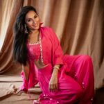 Kanchi Kaul Instagram - Always a little more alive in रानी पिंक 🥰💖💖 # girly #dressup. Outfit- @sionnahpretcouture x @theboltpr Jewellery by- @yuvaanjewels Styled by- @ananyaarora2013 Photographer- @ravii_dixit