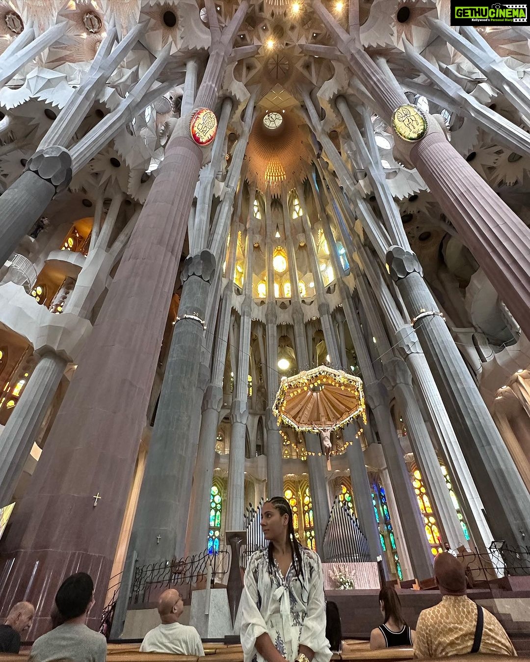 Kanchi Kaul Instagram - The most unique piece of architecture … the beauty of #catalan 💖💖💖💖 #sagradafamilia #barcelona #wanderlust #unescoworldheritage #stunning #gaudi Sagrada Familia, Barcelona