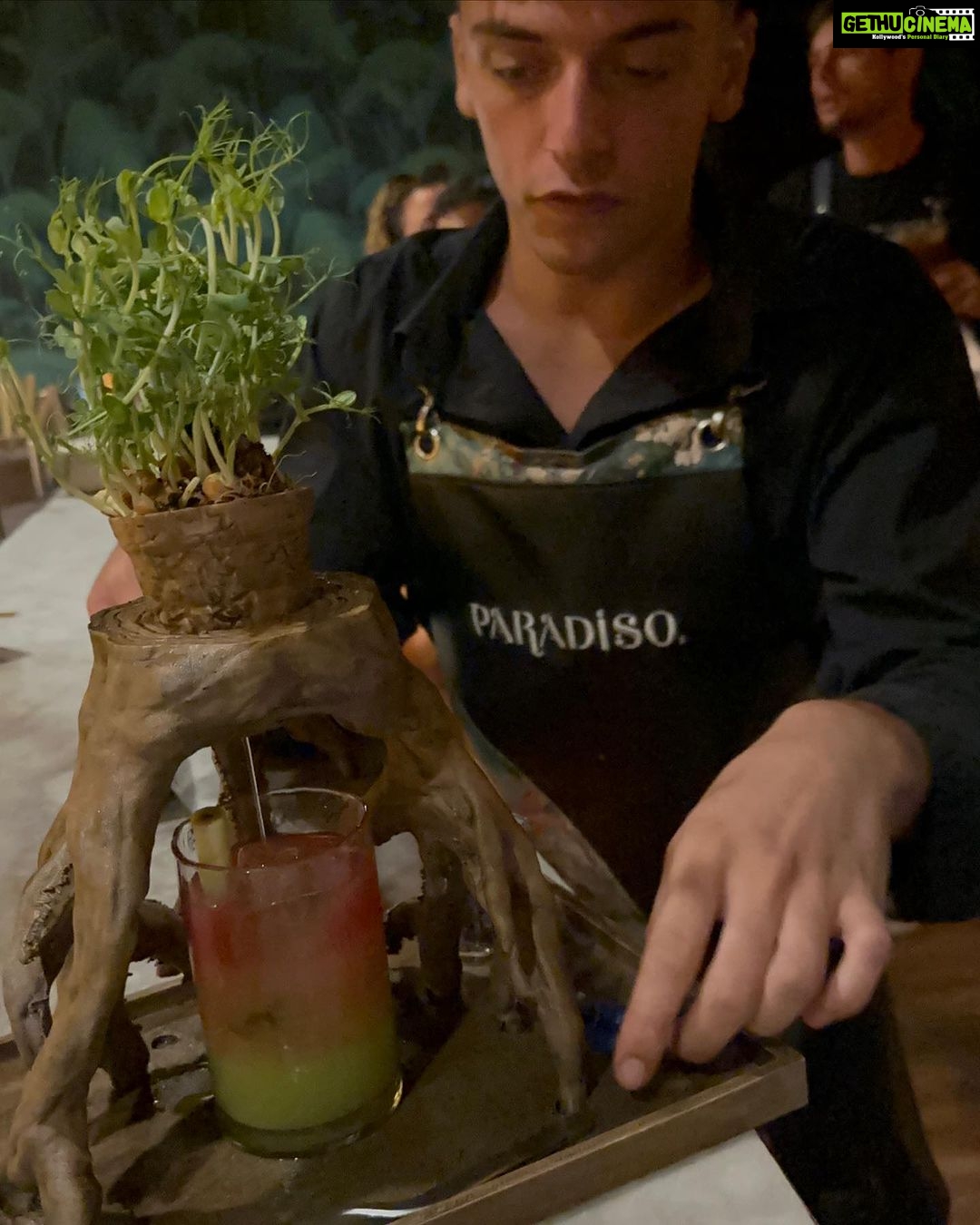 Kanchi Kaul Instagram - Hidden behind a fridge door inside a pastrami shop comes the worlds best bar #paradiso #mixology #cocktails #topnotch #barcelona #worlds50best #number1 πΈπ