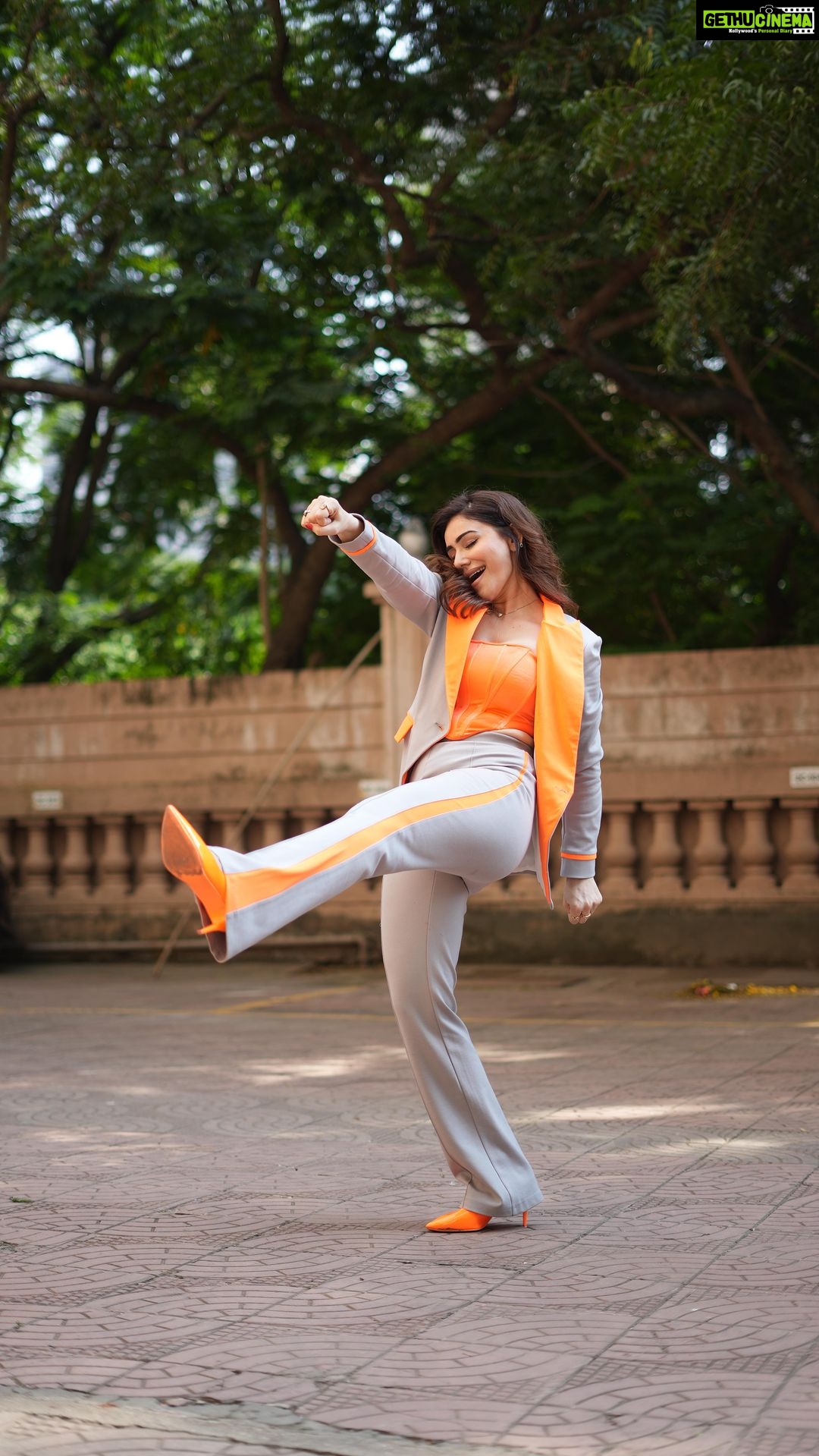 Kangna Sharma Instagram - Wearing - @meeamifashion Video by - @b.runphotography Mua - @makeup_asfaque