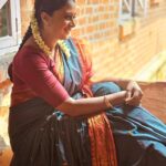 Kaniha Instagram - ❤️💚❤️ #Eshwari #edhirneechal #shoot #sareelove #traditional #mallipoo #tamizhachi Thankoo @haripriyaa_official @sathya_devarajan_official for the pics 😘 Chennai, India