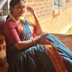 Kaniha Instagram - ❤️💚❤️ #Eshwari #edhirneechal #shoot #sareelove #traditional #mallipoo #tamizhachi Thankoo @haripriyaa_official @sathya_devarajan_official for the pics 😘 Chennai, India
