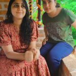 Kaniha Instagram - "Amma na school pola" Beating those back.to school Monday blues with @monishavijay_official Just going with the trend 🤪 !!! #reelfun #reelsinstagram #tamilreels #ammanaschoolpola #momanddaughter #momandkid #edhirneechal #ethirneechal #justforfun #trendingreels