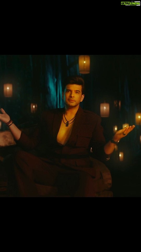 Karan Kundrra Instagram - Bonfire night par hoga couples ke temptations ka khulasa aur aayenge saamne ek dusre ke chupe secrets. š¤«š Don't miss this extra spicy episode of #TemptationIslandIndia, kal raat 8 baje, now streaming free, sirf #JioCinema par. #TemptationIslandOnJioCinema #PyaarKaKhulasa @kkundrra