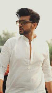 Karan Kundrra Instagram - ri Raam Raam laaddo..!