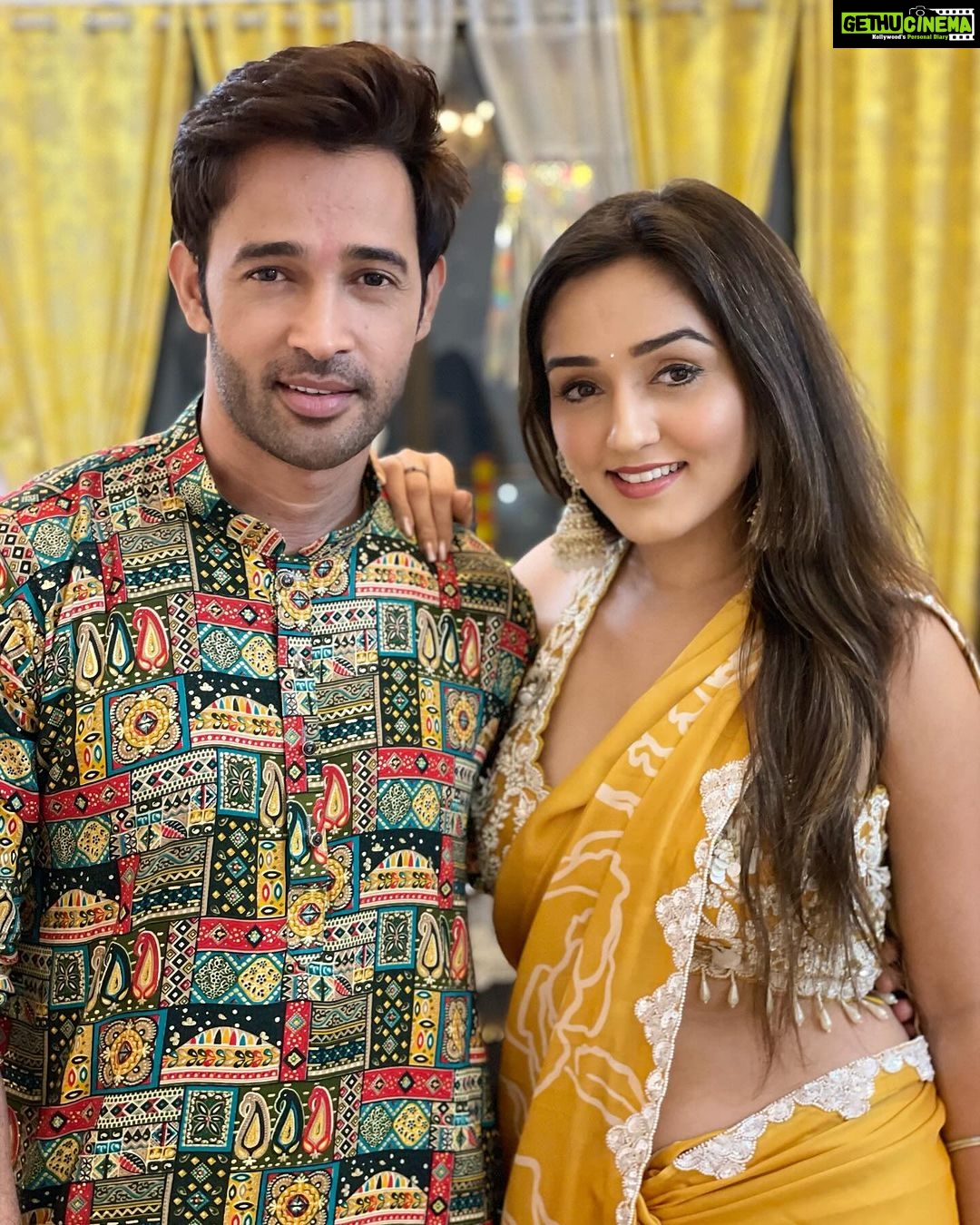 Karan Sharma Instagram - Diwali night fun 🤩- Happy Diwali guys 🪔🤗❤️ ! #happydiwali #karansharma
