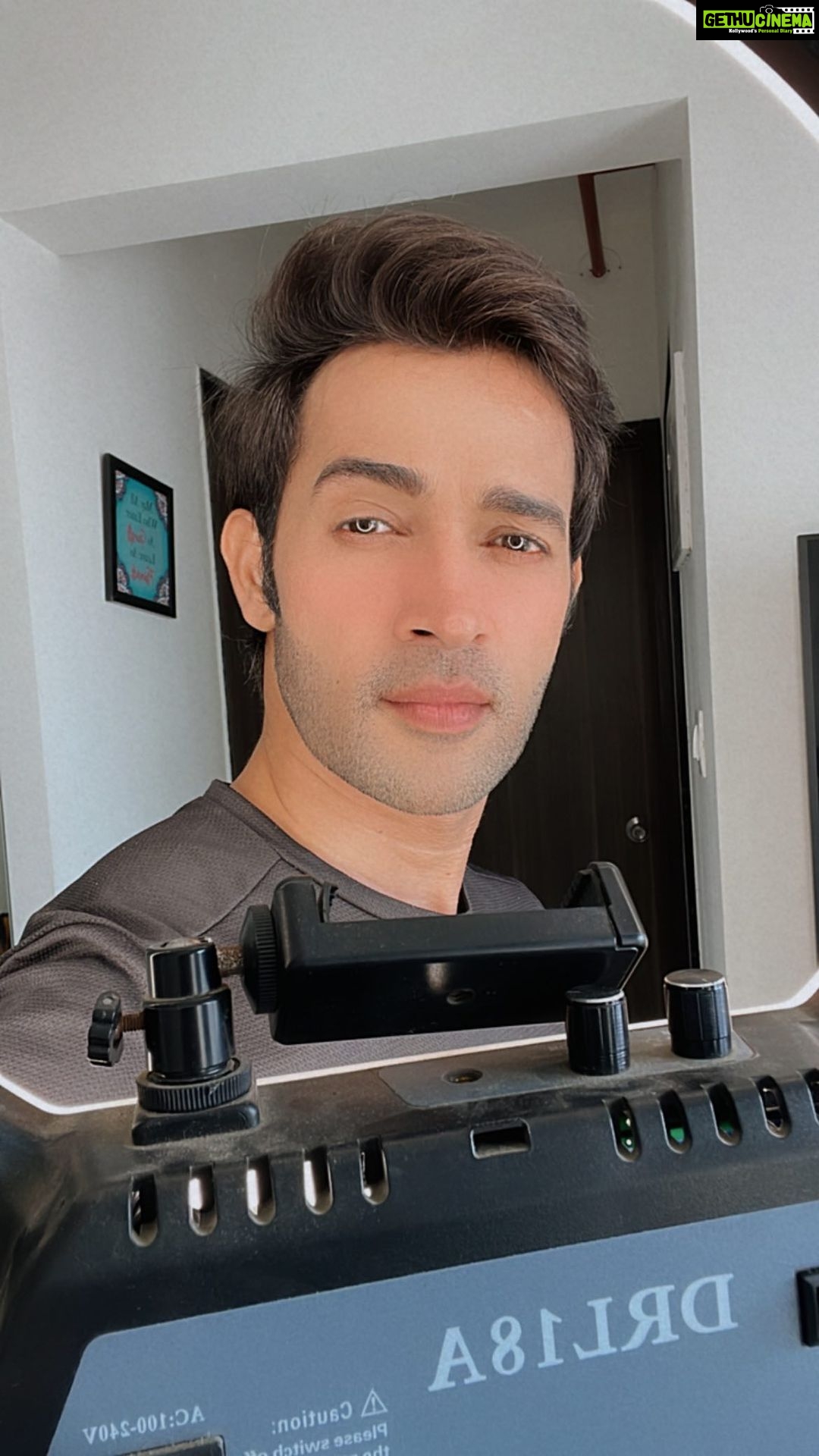 Karan Sharma Instagram - Gulabi 👁️ jo teri dekhi 🍷 ye ♥️ ho gya ! … . . . #karansharma #trending #reelsinstagram #india