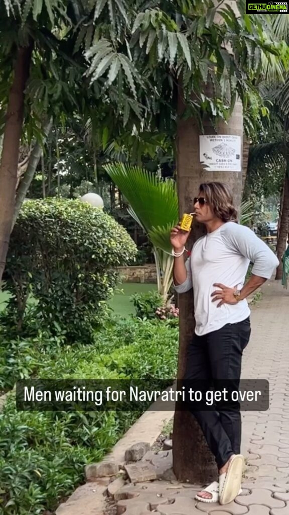 Karanvir Bohra Instagram - All my male friends this #navratri season #notme