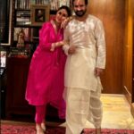 Kareena Kapoor Instagram - Year after year and still trying to get the perfect family picture …❤️ But nonetheless… Happy Diwali lovely people..from our heart to yours …❤️❤️💥💥