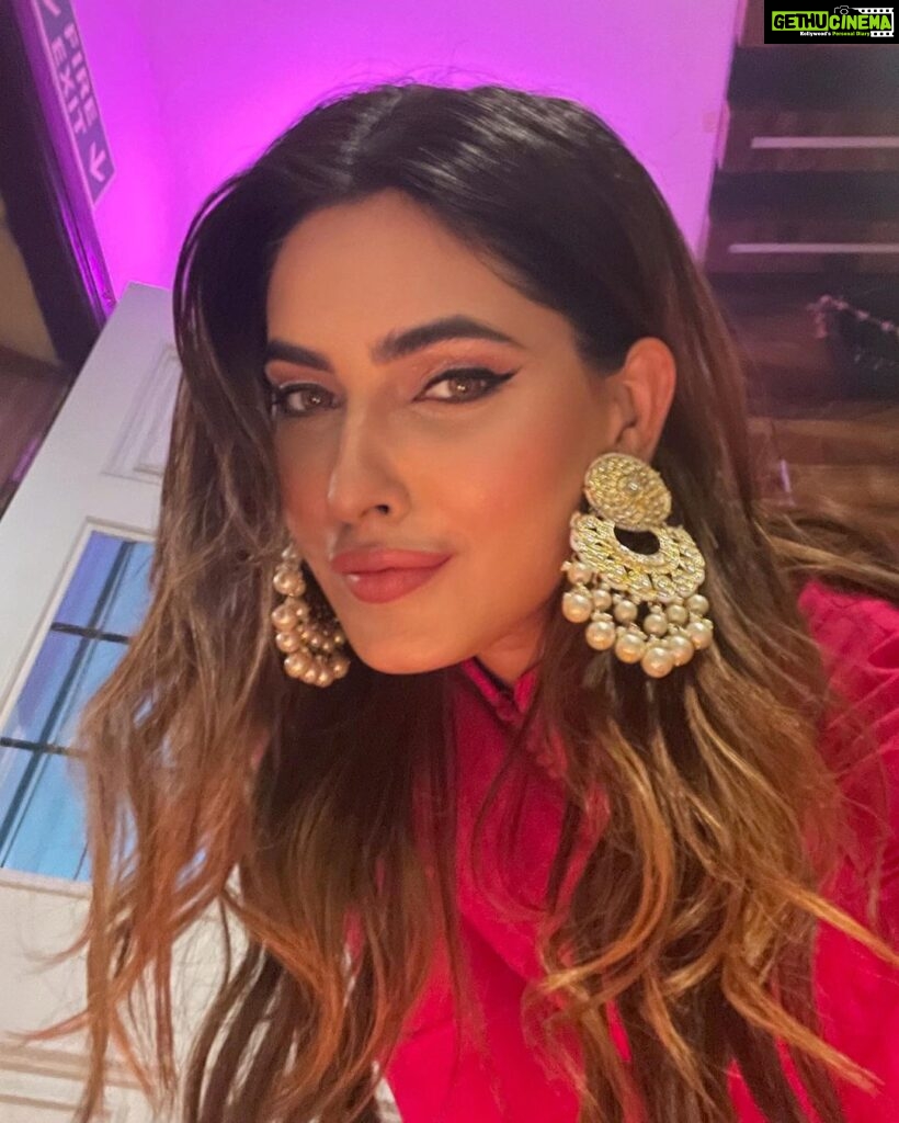 Karishma Sharma Instagram - Diyas, rangoli, and my attempt at not tripping over my festive attire. Diwali adventures! Diwali rule: If it sparkles, it’s worth celebrating. Including my glittery personality. Outfit @sabyasachiofficial