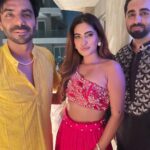 Karishma Sharma Instagram - Glowing Lights, Positive Vibes, and Joyous Moments? Hi Diwali! Outfit @anshikatakofficial Makeup @makeupbykhushikhivishra