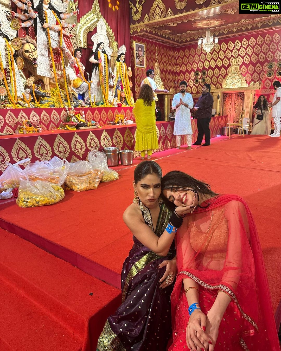 Karishma Sharma Instagram - Shubho bijoya Blissful days of pujo!!! There’s nothing better than spending the night out with your best friends on Durga puja. Last photo ps Sanchi being Prince Charming since men are 🙄🤣