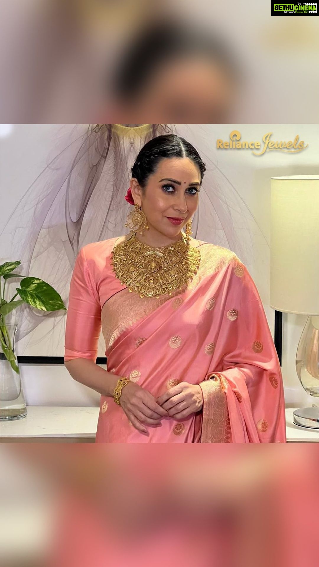 Karisma Kapoor Instagram - Siliguri witnessed a night of grandeur as the ever-graceful @therealkarismakapoor adorned our Swarn Banga Collection during our exclusive jewellery showcase on October 13th. Her elegant presence and the exquisite piece she wore from our collection left the audience in awe. This festive season, get ready to elevate your festive look and find the perfect gift for your loved ones with our Exclusive Diwali Collection. Visit your nearest store to discover these majestic pieces. #RelianceJewels #BeTheMoment #RelianceJewelsXKarismaKapoor #SwarnBanga #DiwaliCollection #FestiveJewellery