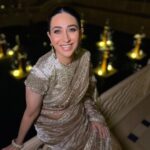 Karisma Kapoor Instagram - Smile,Sparkle,Shine 💎🤎💎✨ In - @manishmalhotra05 @manishmalhotraworld @manishmalhotrajewellery #eventdiaries @jkcementindia @jkmaxxpaints #festiveseason
