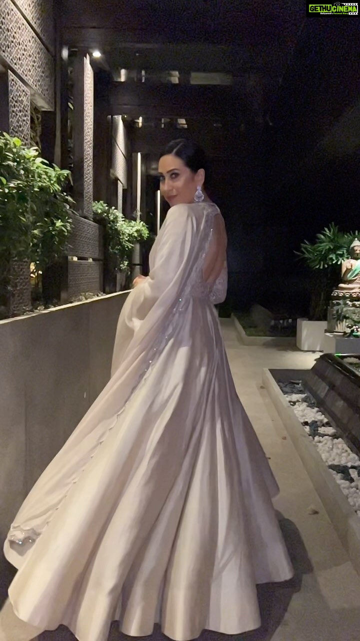 Karisma Kapoor Instagram - Bling it on 💎✨