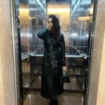 Karisma Kapoor Instagram - All set to dance the night away 🪩✨