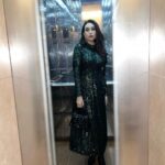 Karisma Kapoor Instagram - All set to dance the night away 🪩✨