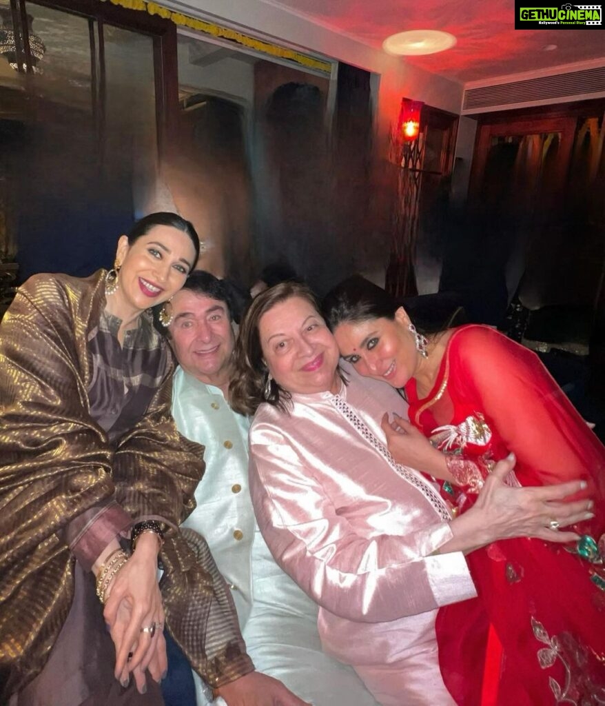 Karisma Kapoor Instagram - Family, Food and Festivities 🪔🧡💫 How it started and how it ended 😋💥 #Diwalilove #familytime #chotidiwali
