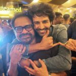 Kartik Aaryan Instagram - Happy Birthday to my blockbuster director @aneesbazmee sir 🫶🏻 Can’t wait to get back on your set and hear ‘action’ from you and create magic !👻 🤙🏻